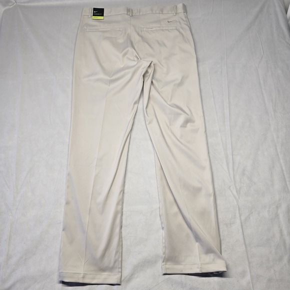 Nike dri Fit Standard Chino Golf pants Men 33x32 NWT - Picture 8 of 9